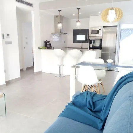 Lamar - Apartment *